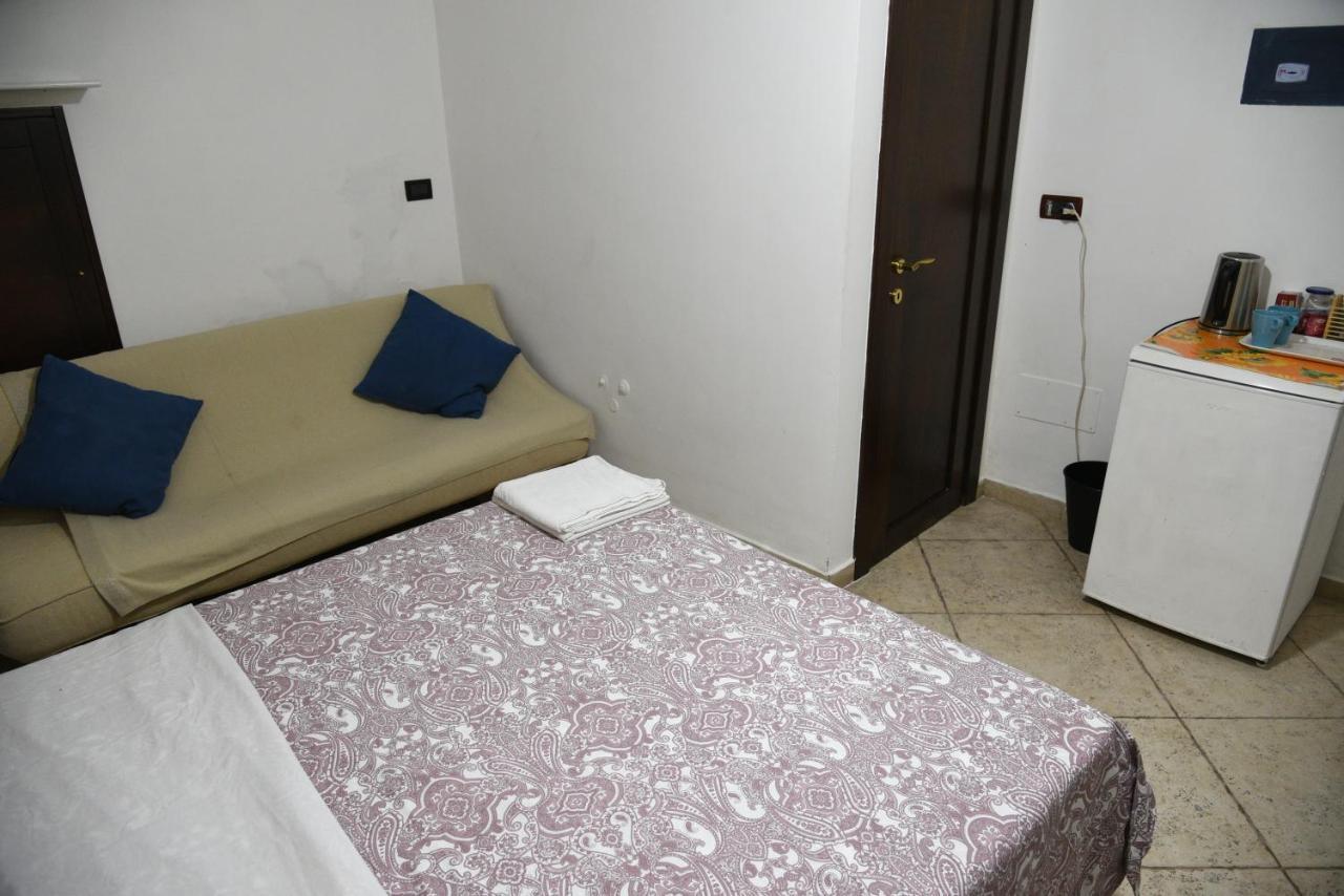 Corte Trecantaia 11 Holiday Hotell Bari Exteriör bild